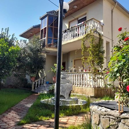 Gather Inn Guest House Shkodër Exterior foto